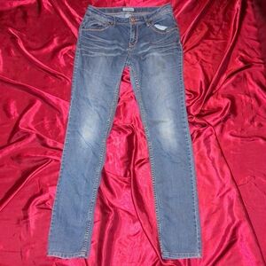 Mudd Blue Skinny Jeans Versatile Everyday Style